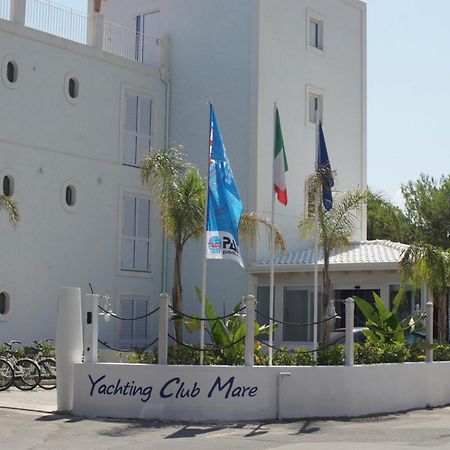 Hotel Yachting Club Mare Gioiosa Marea Esterno foto