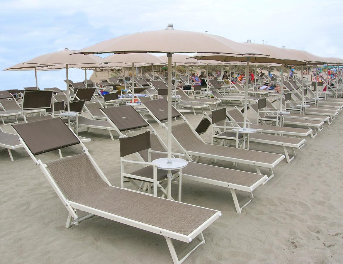 Hotel Yachting Club Mare Gioiosa Marea Esterno foto