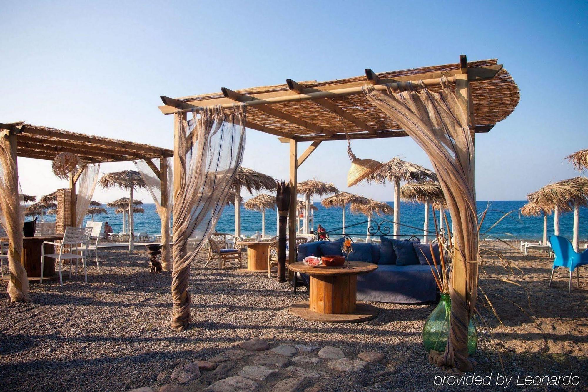 Hotel Yachting Club Mare Gioiosa Marea Esterno foto